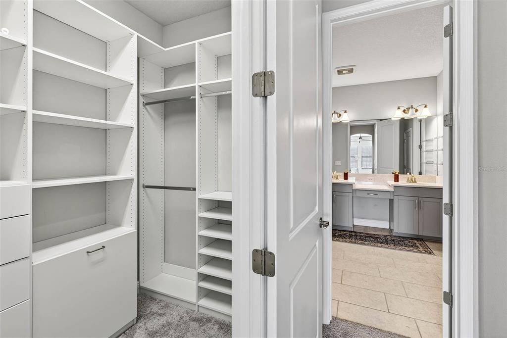 待售: $735,000 (4 贝兹, 4 浴室, 3230 平方英尺)