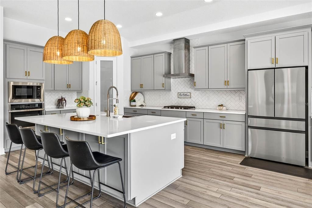 待售: $735,000 (4 贝兹, 4 浴室, 3230 平方英尺)