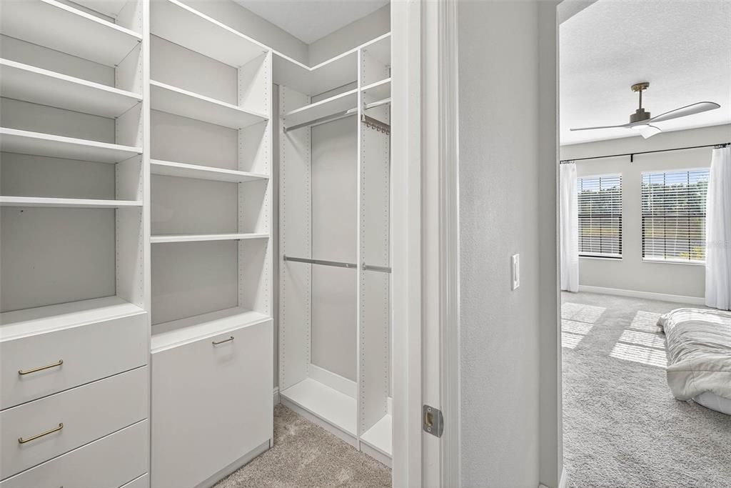 待售: $735,000 (4 贝兹, 4 浴室, 3230 平方英尺)