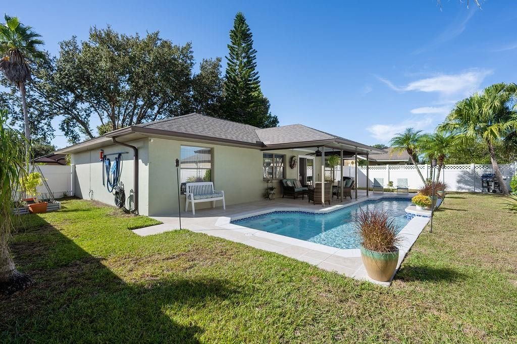 For Sale: $328,000 (3 beds, 2 baths, 1449 Square Feet)