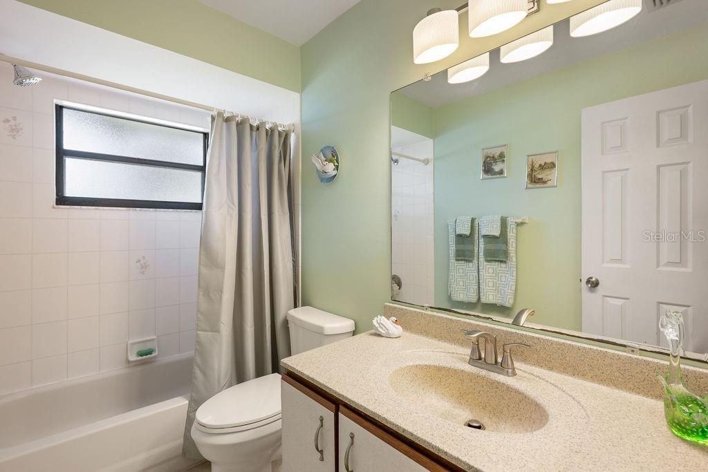 For Sale: $328,000 (3 beds, 2 baths, 1449 Square Feet)