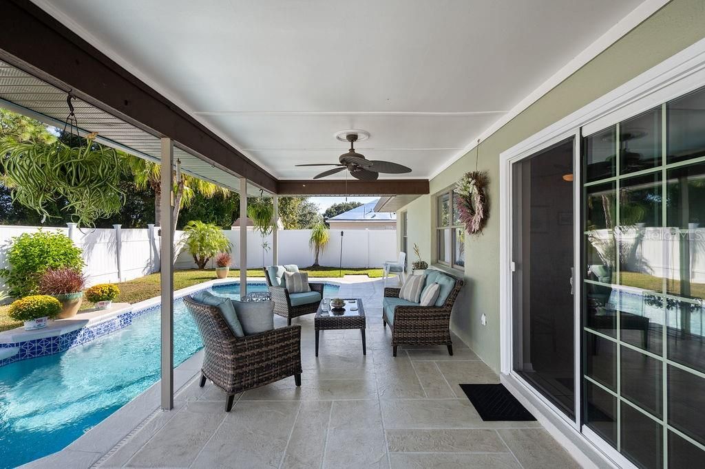 For Sale: $328,000 (3 beds, 2 baths, 1449 Square Feet)