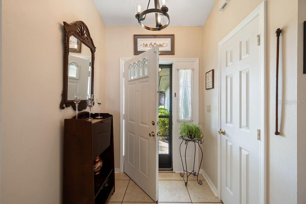 For Sale: $328,000 (3 beds, 2 baths, 1449 Square Feet)