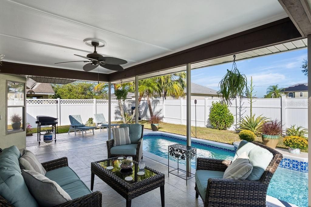 For Sale: $328,000 (3 beds, 2 baths, 1449 Square Feet)