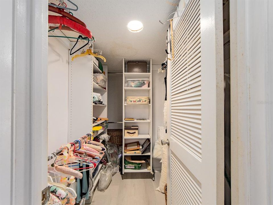 待售: $219,900 (2 贝兹, 2 浴室, 1200 平方英尺)