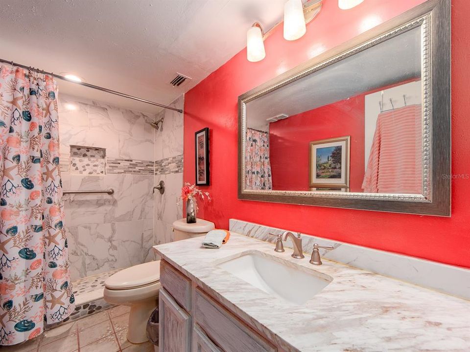 待售: $219,900 (2 贝兹, 2 浴室, 1200 平方英尺)