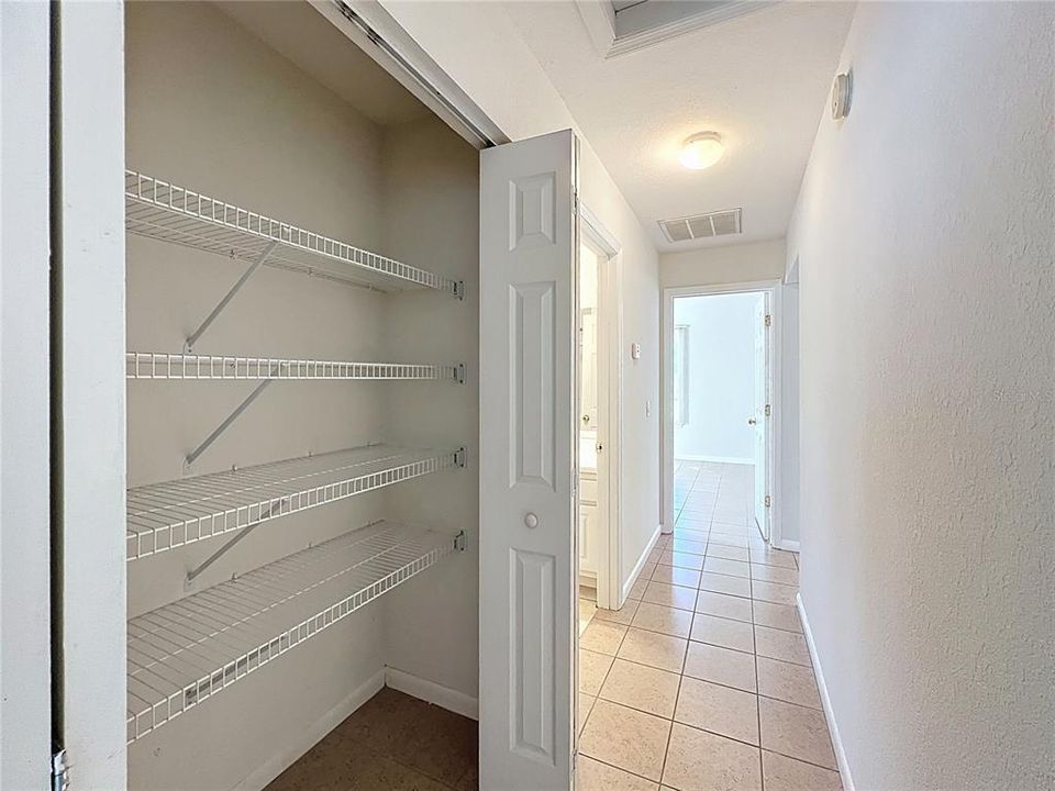 For Sale: $265,000 (3 beds, 2 baths, 1514 Square Feet)