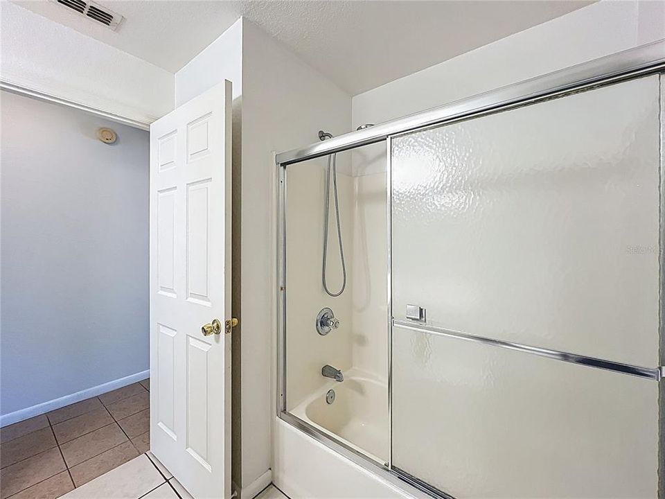 For Sale: $265,000 (3 beds, 2 baths, 1514 Square Feet)