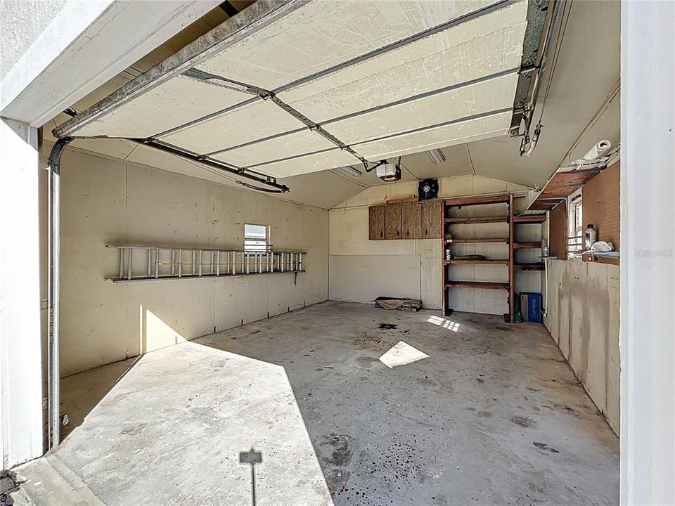 For Sale: $265,000 (3 beds, 2 baths, 1514 Square Feet)