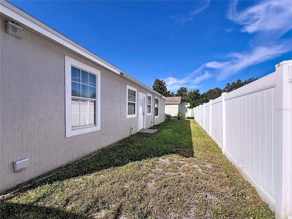 For Sale: $265,000 (3 beds, 2 baths, 1514 Square Feet)