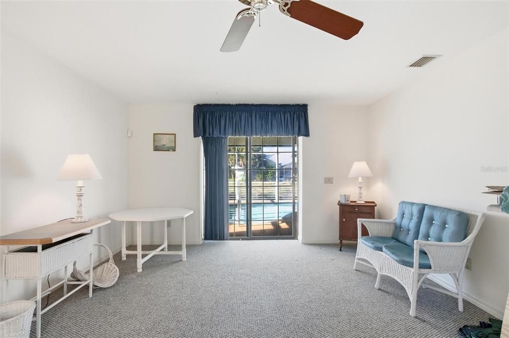 出租: $3,300 (3 贝兹, 2 浴室, 2997 平方英尺)