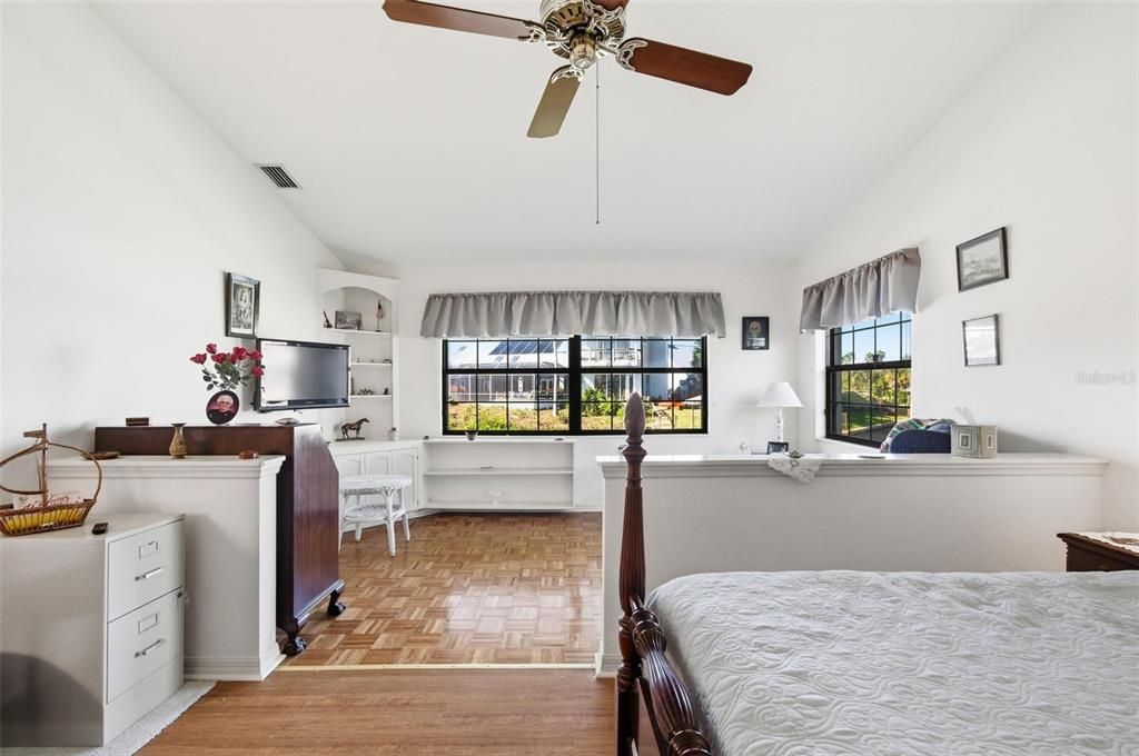 出租: $3,300 (3 贝兹, 2 浴室, 2997 平方英尺)