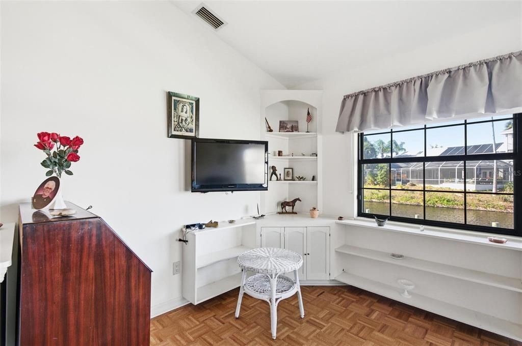 出租: $3,300 (3 贝兹, 2 浴室, 2997 平方英尺)