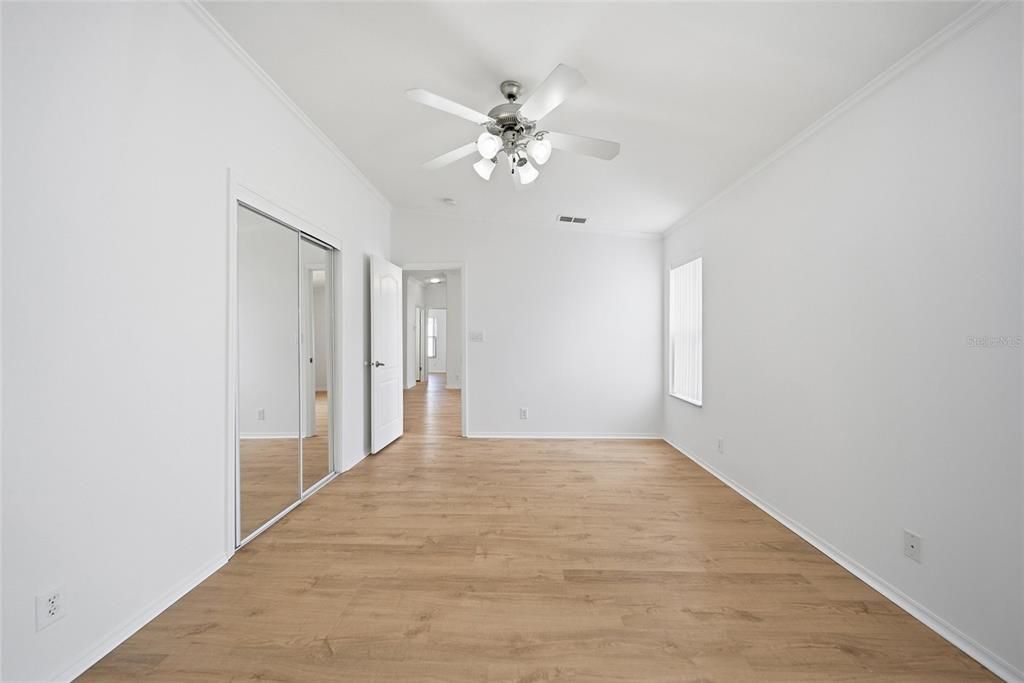 待售: $229,900 (3 贝兹, 2 浴室, 1272 平方英尺)