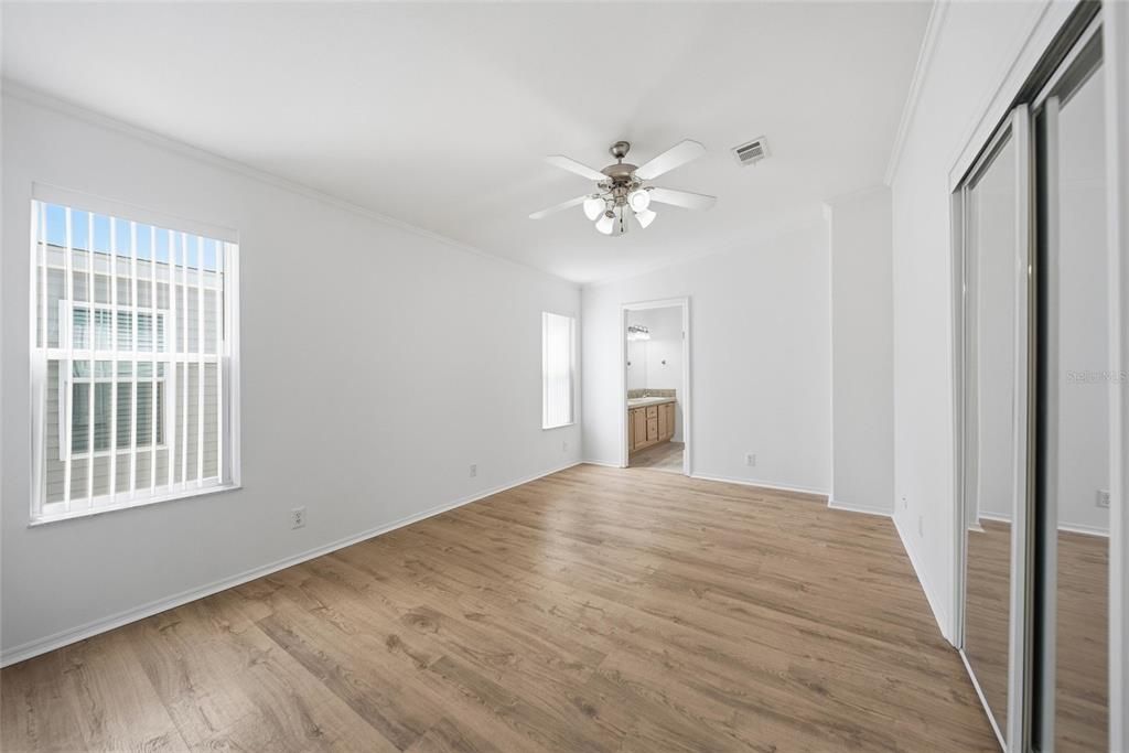 待售: $229,900 (3 贝兹, 2 浴室, 1272 平方英尺)