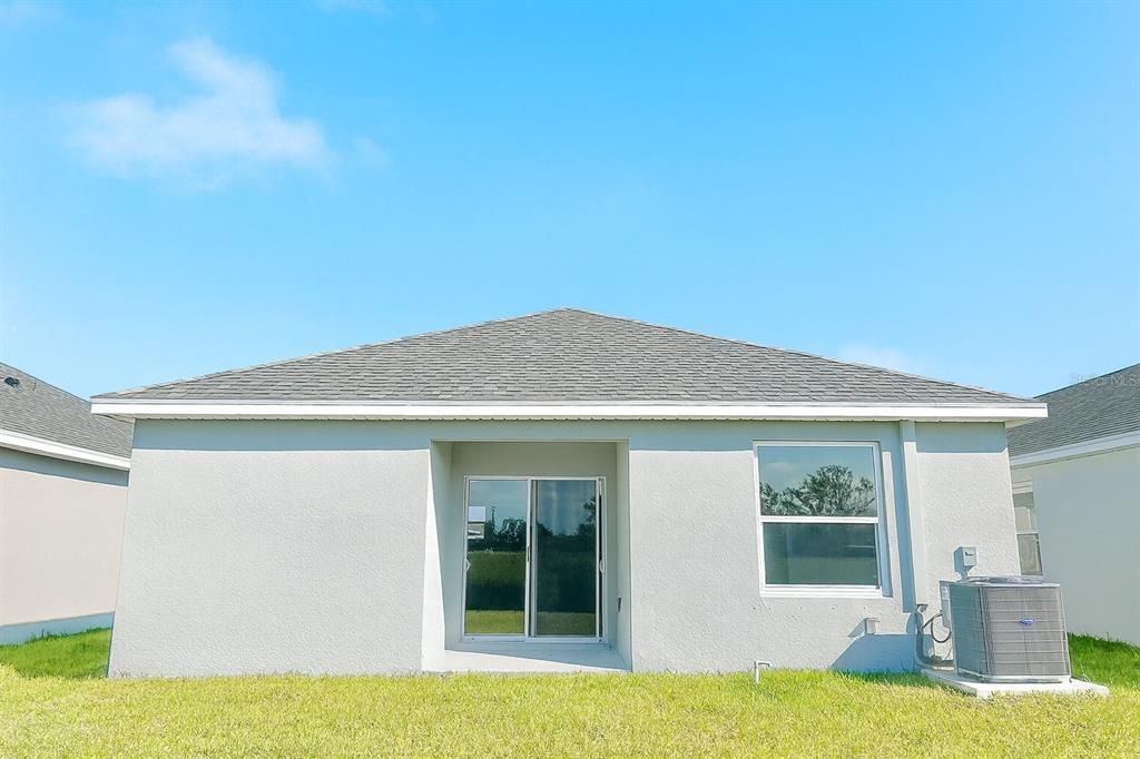 Под контрактом: $292,199 (2 спален, 2 ванн, 1241 Квадратных фут)