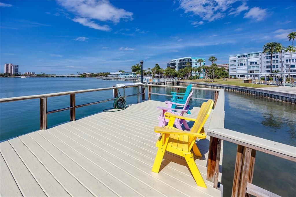 For Sale: $199,000 (2 beds, 2 baths, 1160 Square Feet)