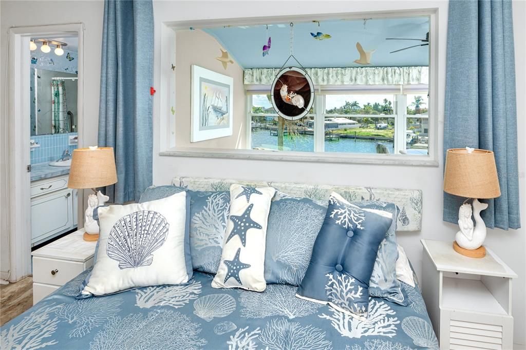 For Sale: $199,000 (2 beds, 2 baths, 1160 Square Feet)