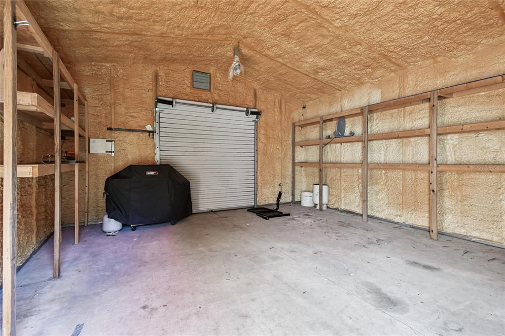 Active With Contract: $400,000 (3 beds, 2 baths, 2069 Square Feet)