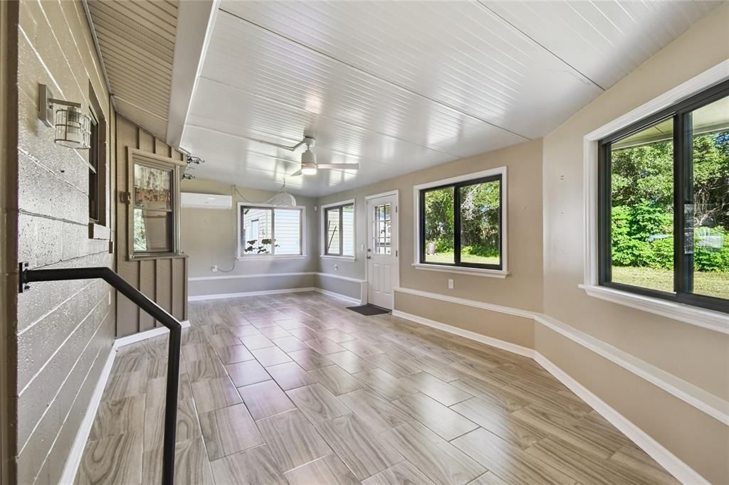 Active With Contract: $400,000 (3 beds, 2 baths, 2069 Square Feet)