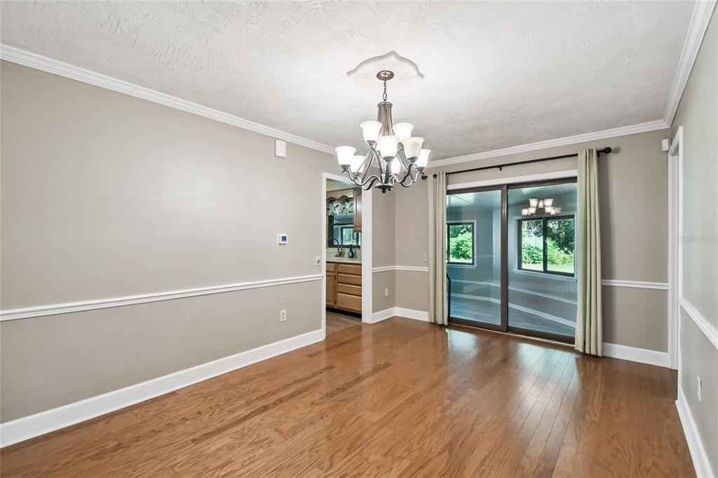 Active With Contract: $400,000 (3 beds, 2 baths, 2069 Square Feet)