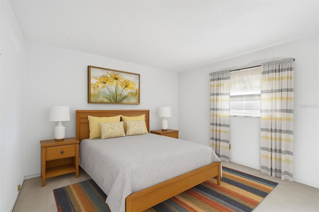 Active With Contract: $400,000 (3 beds, 2 baths, 2069 Square Feet)