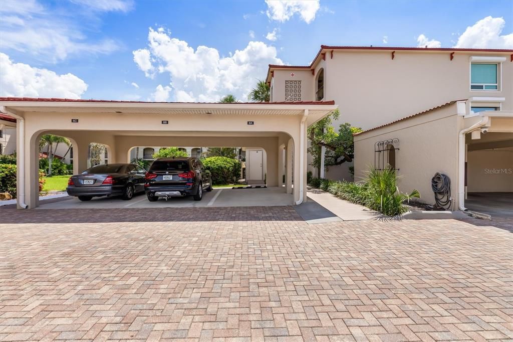 For Sale: $365,000 (2 beds, 2 baths, 1741 Square Feet)