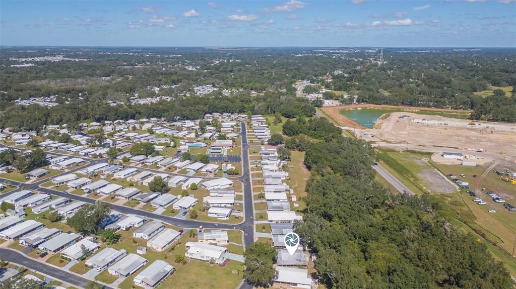 合同活跃: $119,900 (2 贝兹, 2 浴室, 1008 平方英尺)