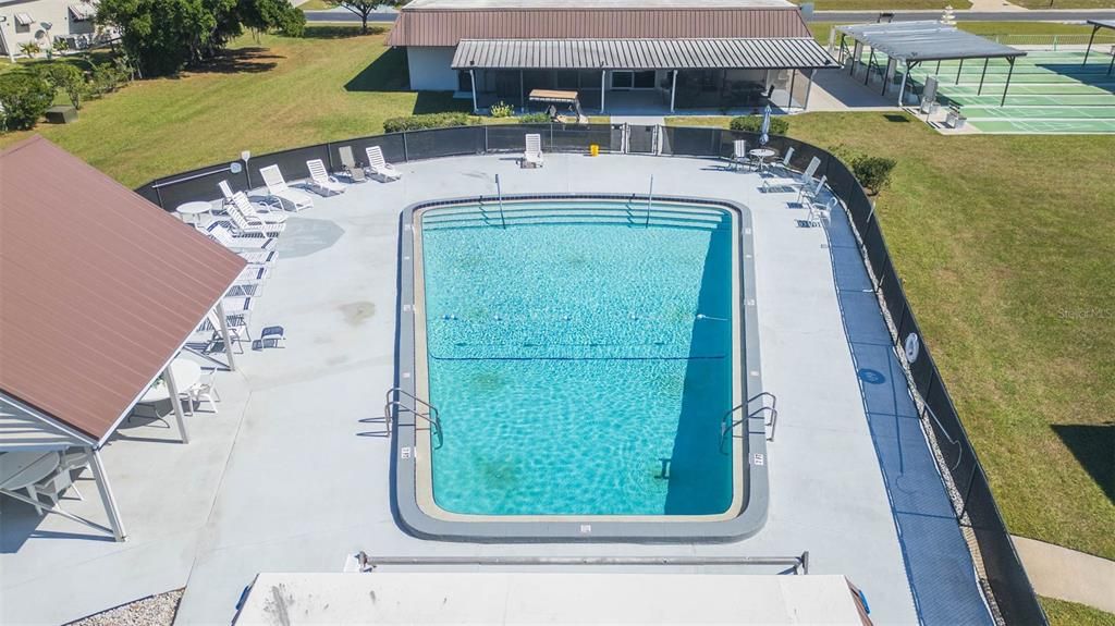 合同活跃: $119,900 (2 贝兹, 2 浴室, 1008 平方英尺)