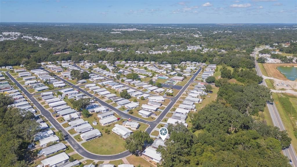 合同活跃: $119,900 (2 贝兹, 2 浴室, 1008 平方英尺)