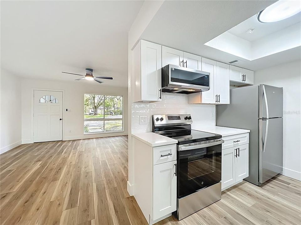 For Sale: $389,000 (4 beds, 2 baths, 1158 Square Feet)