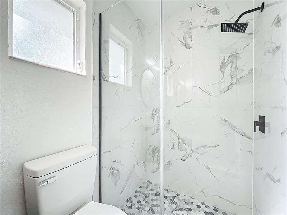 For Sale: $389,000 (4 beds, 2 baths, 1158 Square Feet)