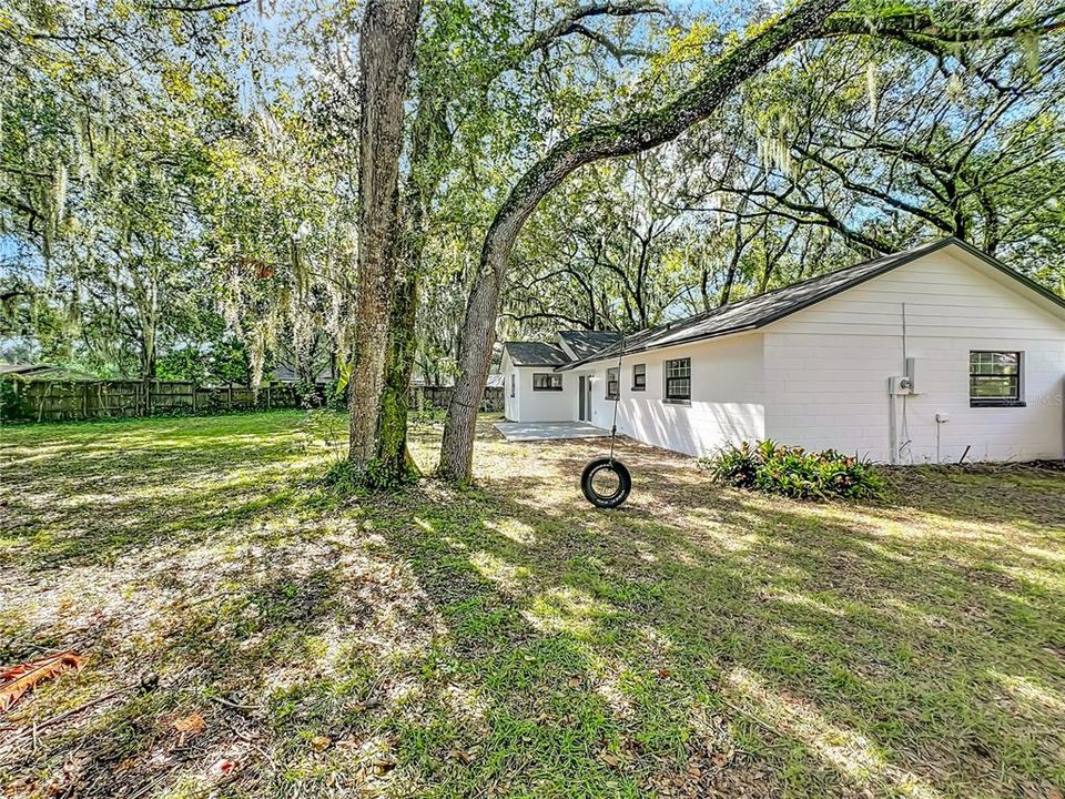 For Sale: $389,000 (4 beds, 2 baths, 1158 Square Feet)