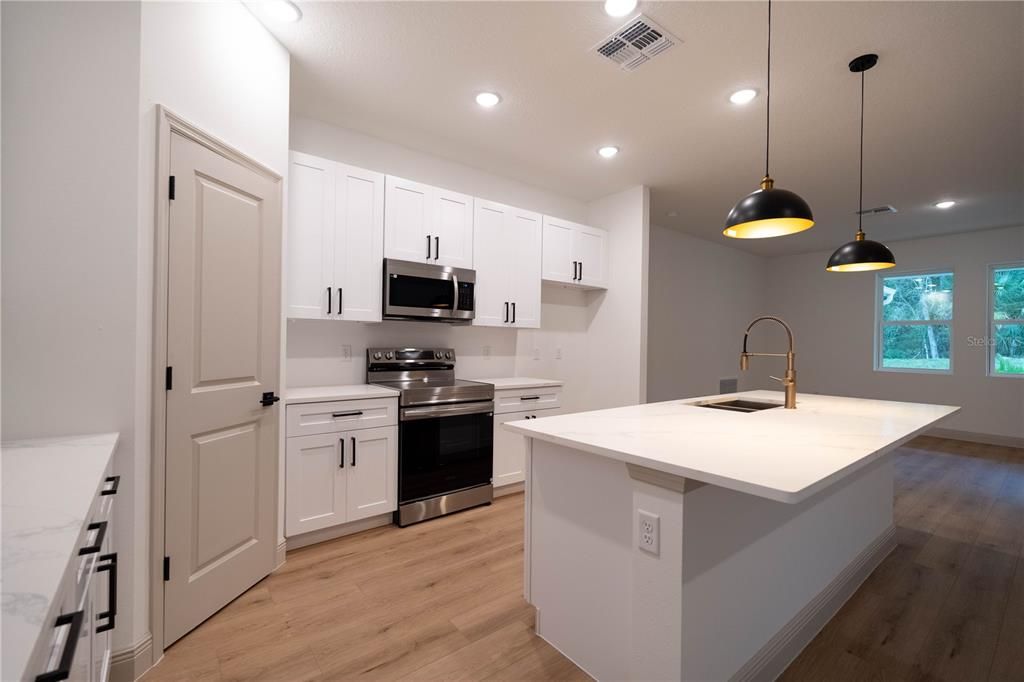 For Sale: $439,998 (4 beds, 2 baths, 2035 Square Feet)