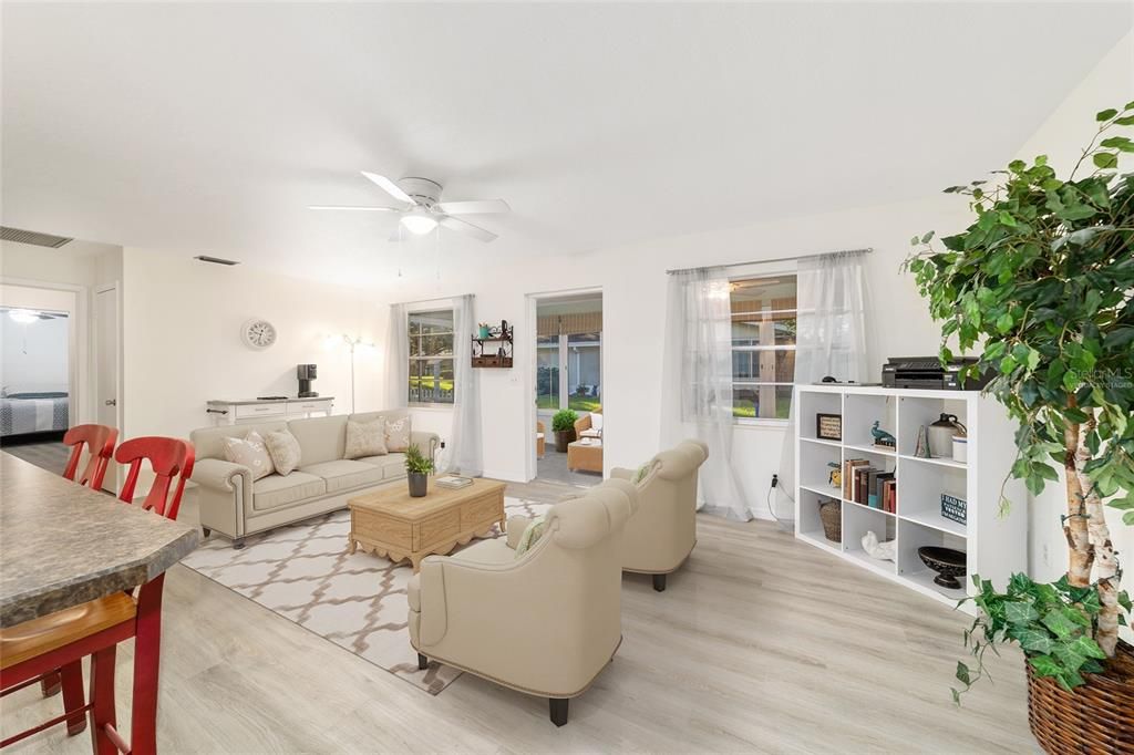 For Sale: $169,900 (2 beds, 2 baths, 1541 Square Feet)