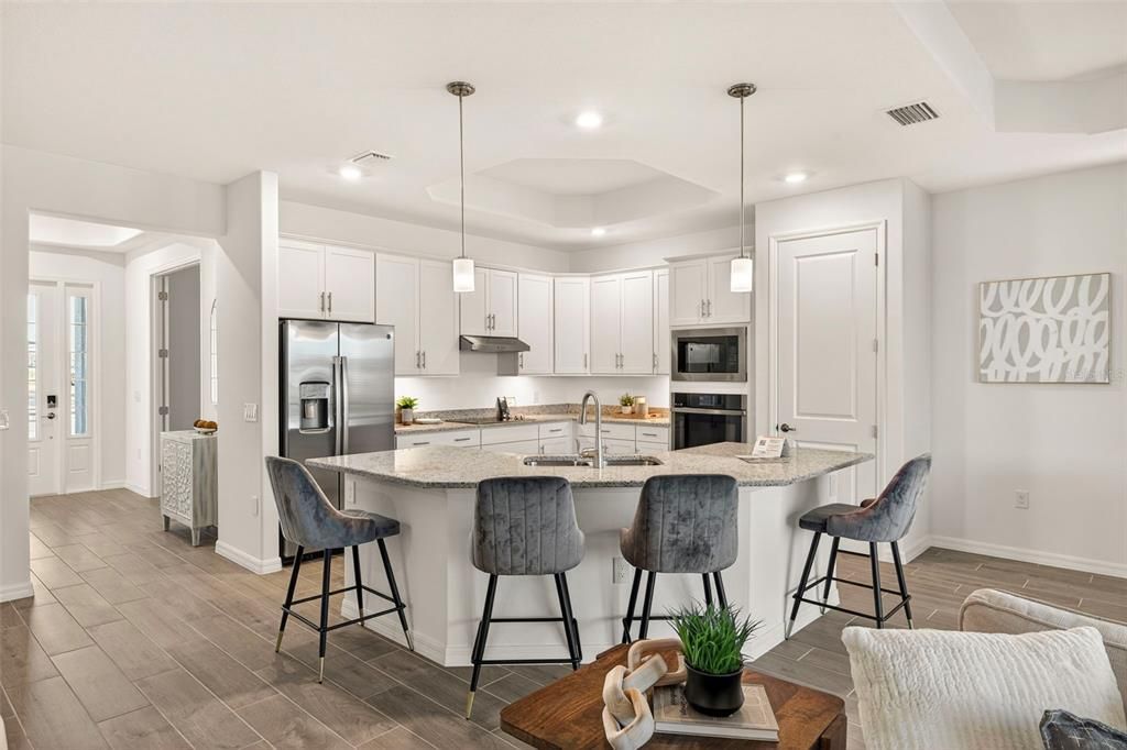 For Sale: $539,900 (2 beds, 2 baths, 1948 Square Feet)