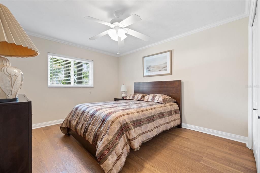 For Sale: $554,900 (4 beds, 2 baths, 1971 Square Feet)