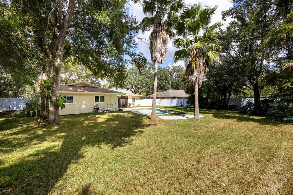 For Sale: $554,900 (4 beds, 2 baths, 1971 Square Feet)