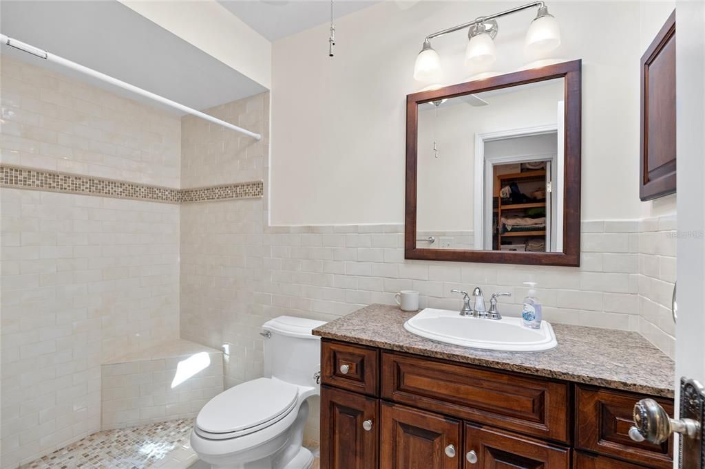 For Sale: $554,900 (4 beds, 2 baths, 1971 Square Feet)