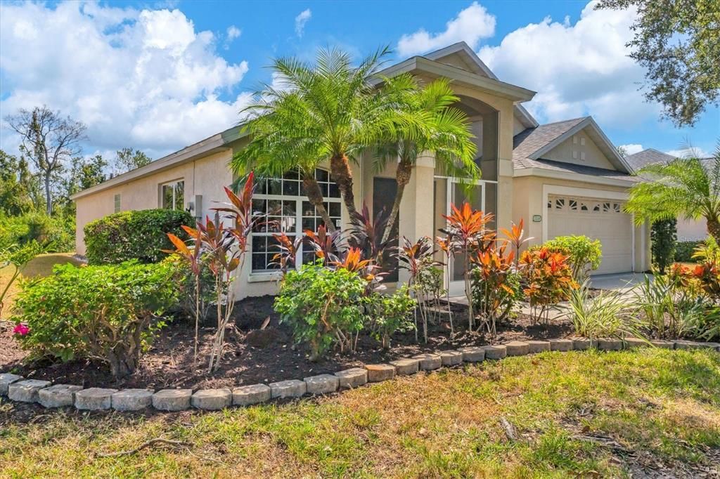 For Sale: $415,000 (3 beds, 2 baths, 2135 Square Feet)