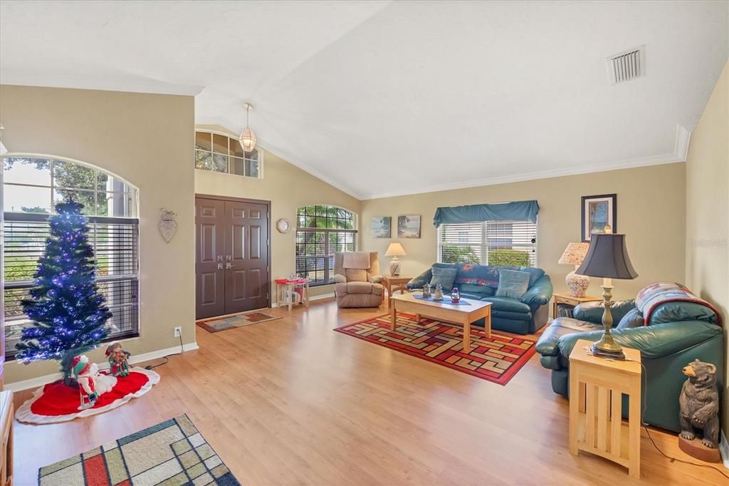 For Sale: $415,000 (3 beds, 2 baths, 2135 Square Feet)