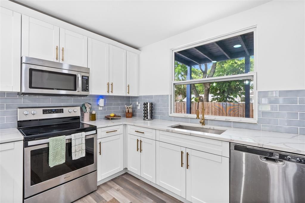 For Sale: $539,000 (3 beds, 2 baths, 2628 Square Feet)