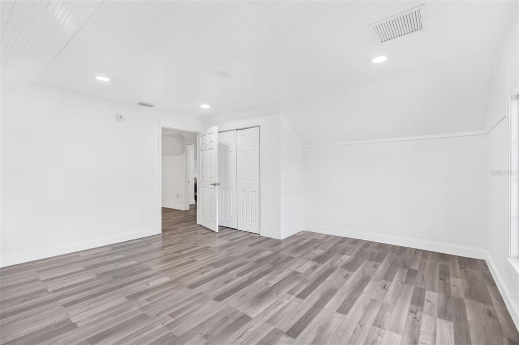 For Sale: $539,000 (3 beds, 2 baths, 2628 Square Feet)