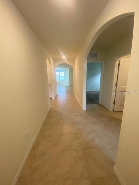 出租: $2,400 (3 贝兹, 2 浴室, 1639 平方英尺)