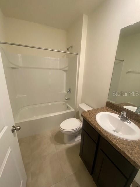 出租: $2,400 (3 贝兹, 2 浴室, 1639 平方英尺)