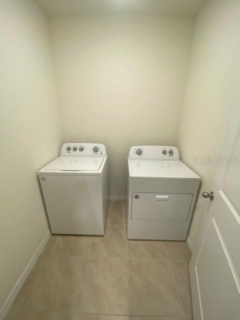 出租: $2,400 (3 贝兹, 2 浴室, 1639 平方英尺)