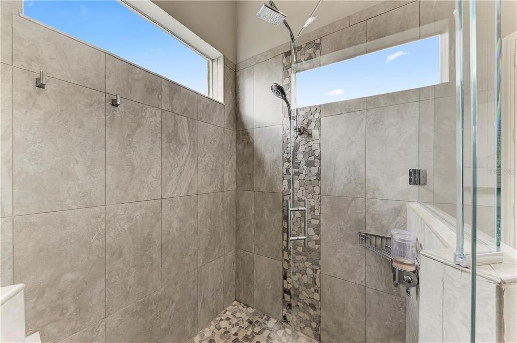 For Sale: $799,000 (4 beds, 3 baths, 2739 Square Feet)