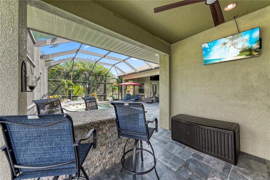 For Sale: $799,000 (4 beds, 3 baths, 2739 Square Feet)