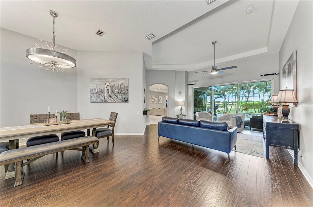 For Sale: $799,000 (4 beds, 3 baths, 2739 Square Feet)