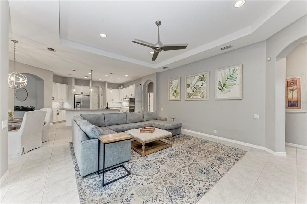 For Sale: $799,000 (4 beds, 3 baths, 2739 Square Feet)